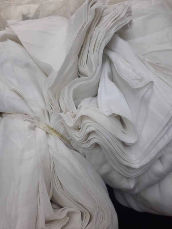 Pure Lawn Dupatta - Image 2